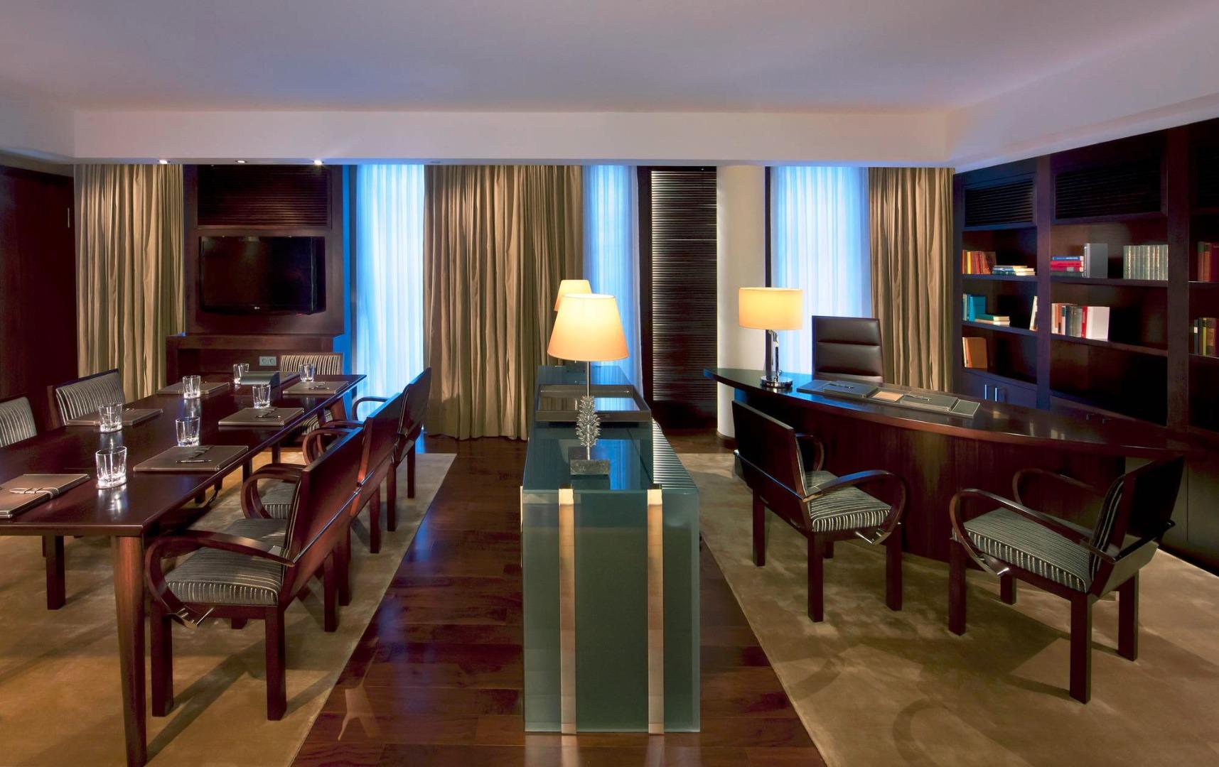 Jw Marriott Hotel Frankfurt Frankfurt am Main Exterior photo Library at the Westin Palace Madrid