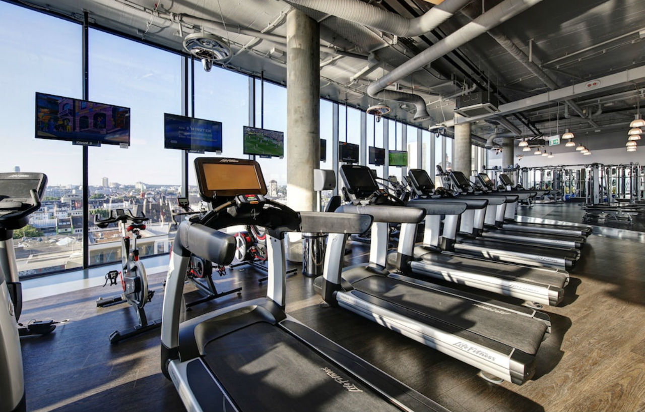 Jw Marriott Hotel Frankfurt Frankfurt am Main Exterior photo The gym at the 1000 Museum